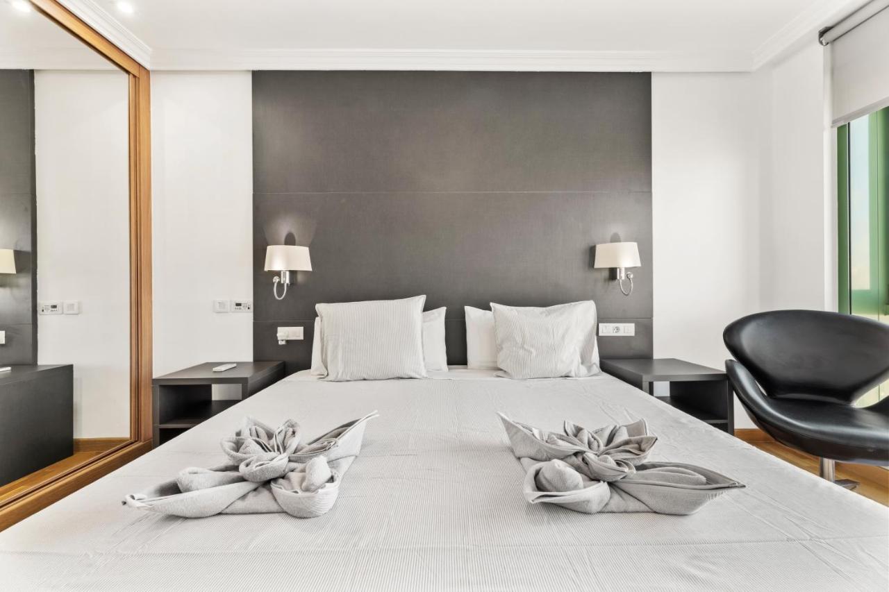 Home2Book Stylish Apartment Arrecife Beach Екстериор снимка